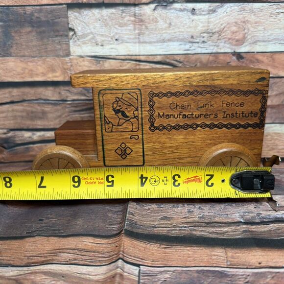 Vtg 1979 Toystalgia Rolling Wooden Coin Bank Toy Chain Link Fence Manufacturers - Picture 8 of 10
